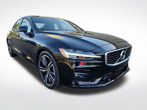 Used 2020 Volvo S60 T5 R-Design w/ Protection Package Premier FWD image 7