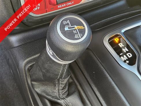 Certified 2024 Jeep Gladiator Mojave image 31