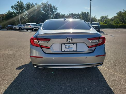Used 2022 Honda Accord Touring image 5