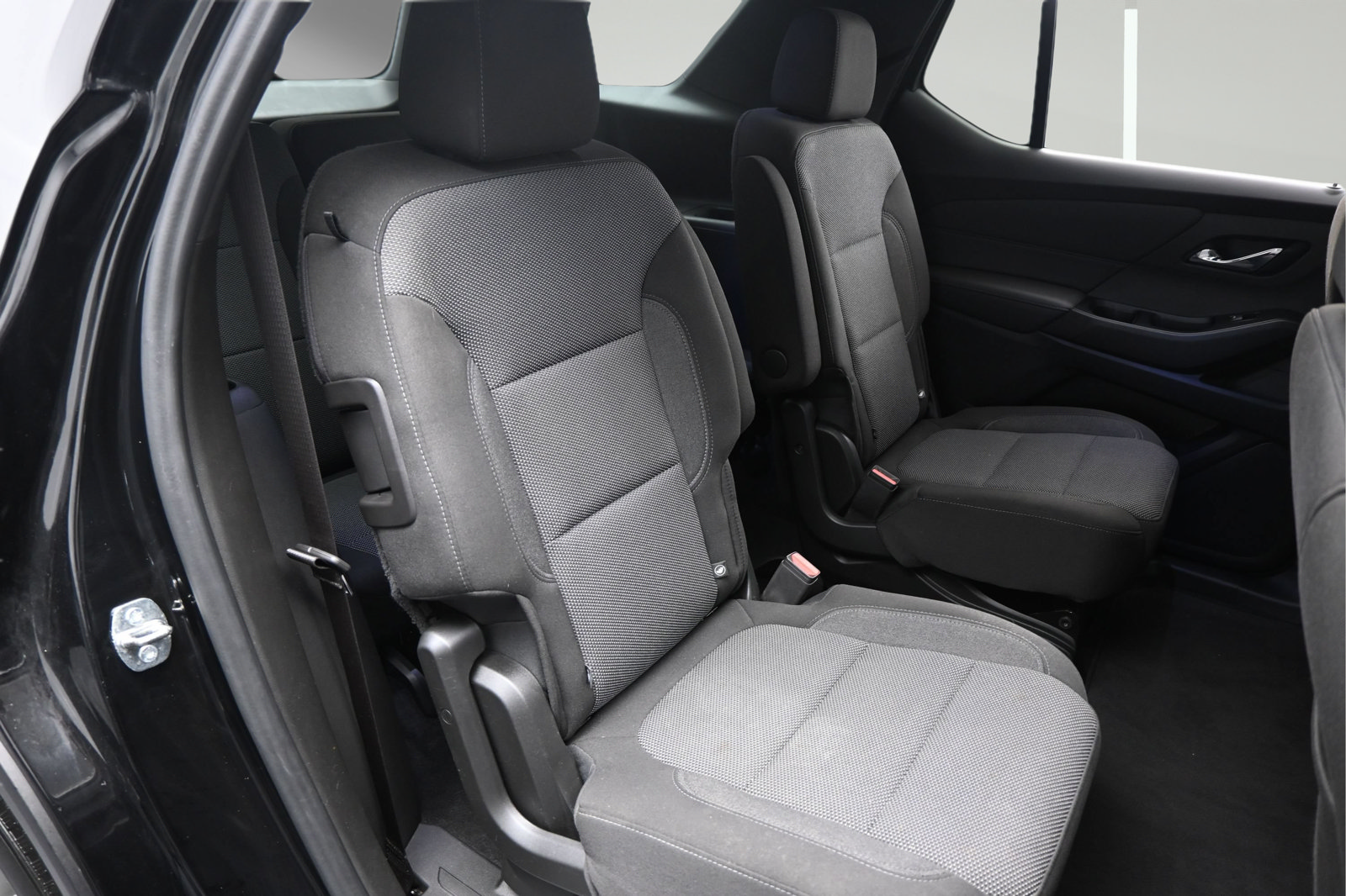 Used 2023 Chevrolet Traverse LT FWD image 13