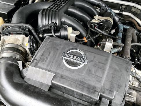 Used 2011 Nissan Xterra PRO-4X image 28