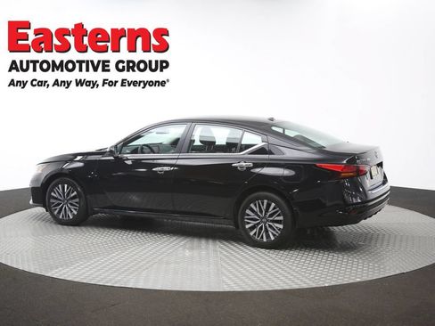 Used 2023 Nissan Altima 2.5 SV AWD/4WD image 62