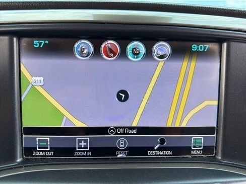 Used 2018 Chevrolet Silverado 1500 High Country image 34