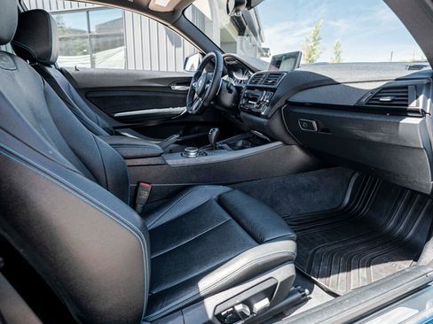 Used 2017 BMW M2 RWD image 25