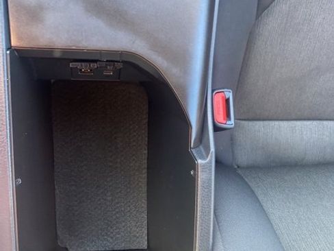 Used 2024 Toyota Camry LE image 30