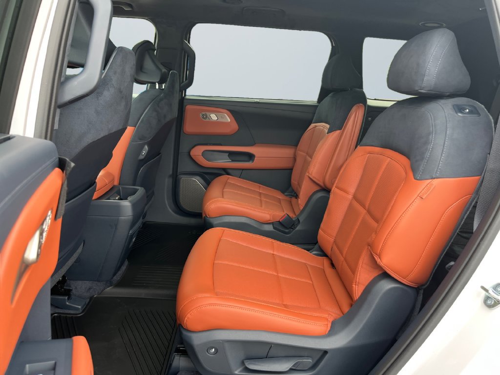 New 2027 Kia Telluride SX Prestige w/ Towing Package AWD/4WD image 13