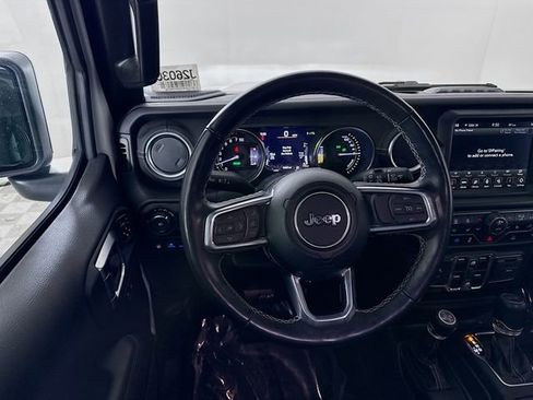 Used 2023 Jeep Wrangler Unlimited Sahara w/ Cold Weather Group image 21