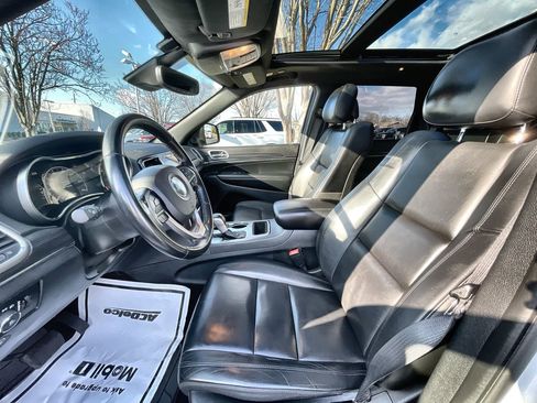 Used 2022 Jeep Grand Cherokee Limited w/ Trailer Tow Group IV image 20