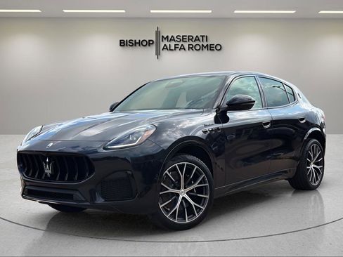New 2026 Maserati Grecale Modena image 3