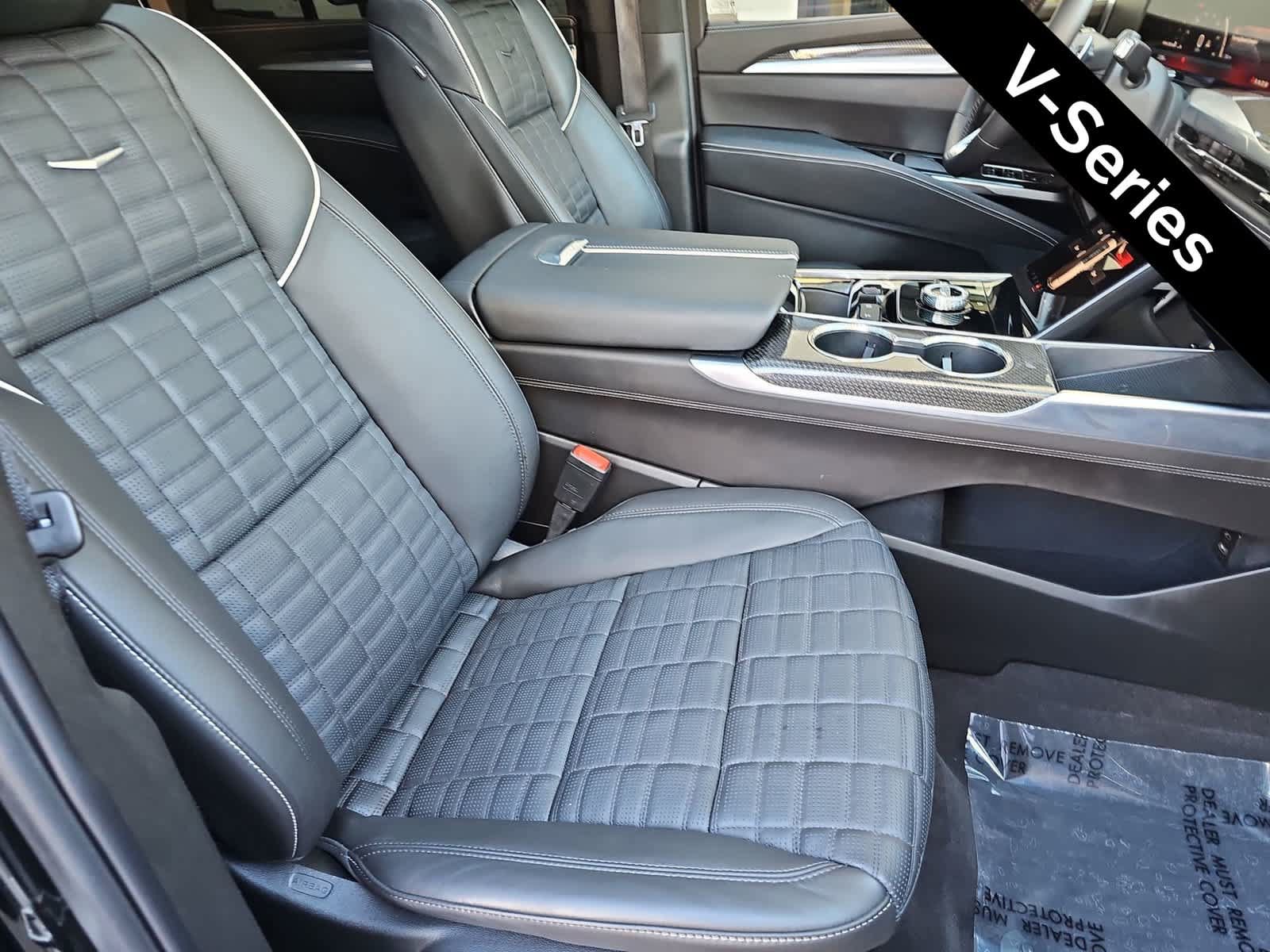 Used 2026 Cadillac Escalade V AWD/4WD image 17