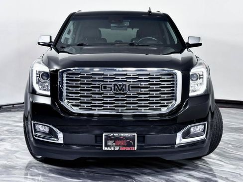 Used 2019 GMC Yukon Denali w/ Denali Ultimate Package AWD/4WD image 7