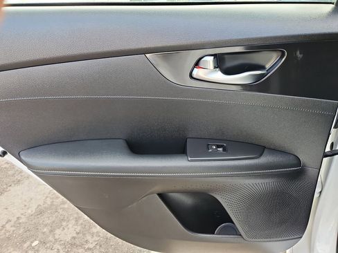 Used 2024 Kia Forte GT-Line w/ GT-Line Premium Package image 31