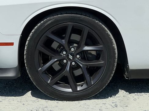 Used 2019 Dodge Challenger GT w/ Blacktop Package RWD image 12