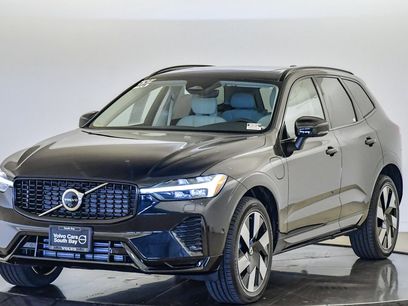 Certified 2025 Volvo XC60 T8 Plus w/ Protection Package Premier
