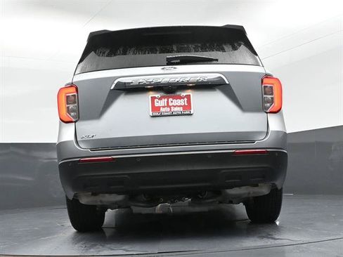 Certified 2024 Ford Explorer XLT RWD image 36