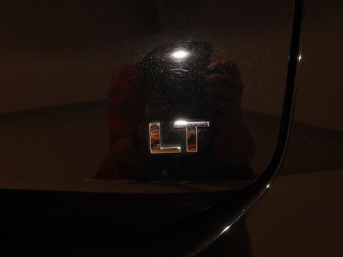 Used 2024 Chevrolet Equinox LT FWD image 35