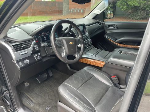Used 2017 Chevrolet Tahoe Premier RWD image 11