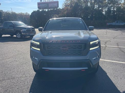 Used 2023 Nissan Frontier Pro-X w/ Pro Convenience Package image 2