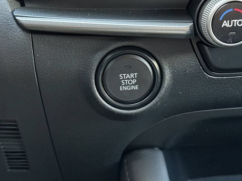 Used 2024 MAZDA MAZDA3 s FWD image 20
