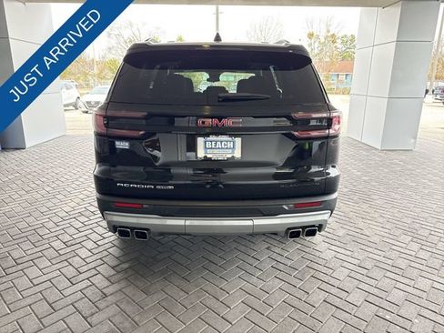 Used 2025 GMC Acadia Elevation image 7