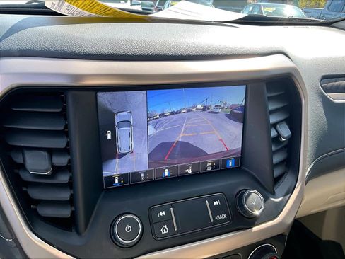 Used 2023 GMC Acadia Denali w/ Denali Ultimate Package image 19