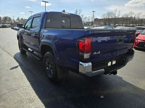 Certified 2023 Toyota Tacoma SR5 AWD/4WD image 6