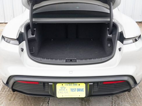 Used 2023 Porsche Taycan w/ Premium Package image 10