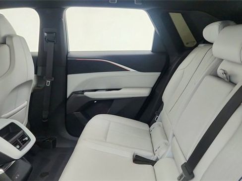 Used 2025 Cadillac Lyriq Sport image 29