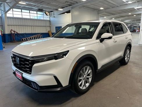 Used 2025 Honda CR-V EX image 7