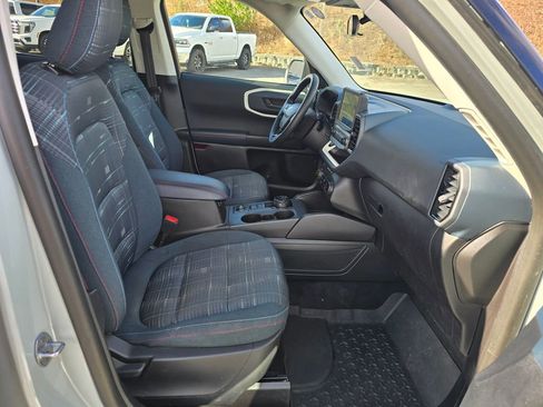 Used 2024 Ford Bronco Sport Heritage w/ Heritage Convenience Package image 28