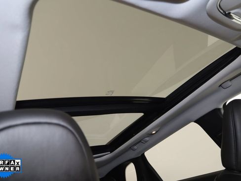 Used 2022 Jeep Cherokee Limited image 10