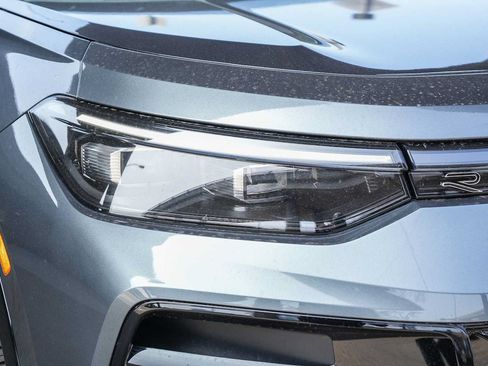 New 2026 Volkswagen Tiguan SE R-Line FWD image 4