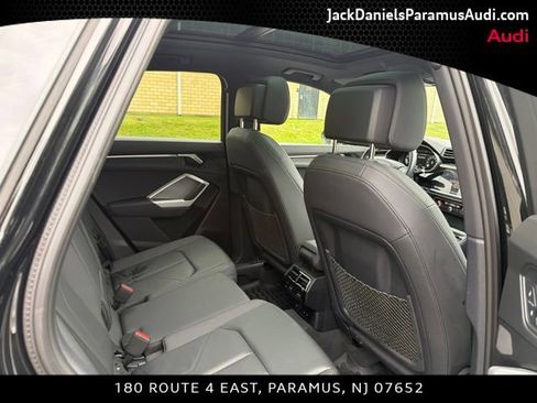Used 2023 Audi Q3 2.0T Premium Plus w/ Premium Plus Package AWD/4WD image 17