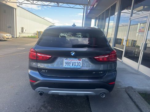 Used 2019 BMW X1 xDrive28i w/ Convenience Package image 11