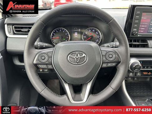 Certified 2020 Toyota RAV4 XLE w/ Convenience Package image 17