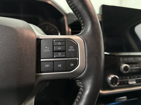 Used 2024 Ford Expedition XLT RWD image 42