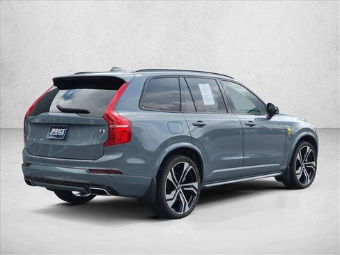 Used 2020 Volvo XC90 T6 R-Design w/ Protection Package Premier AWD/4WD image 5