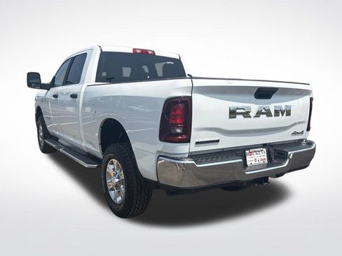 Used 2025 RAM 2500 Big Horn AWD/4WD image 5