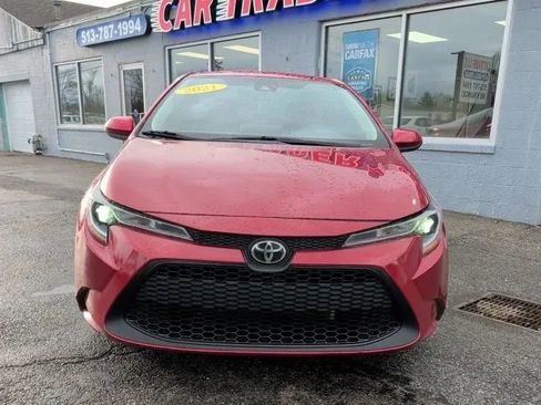 Used 2021 Toyota Corolla LE image 26