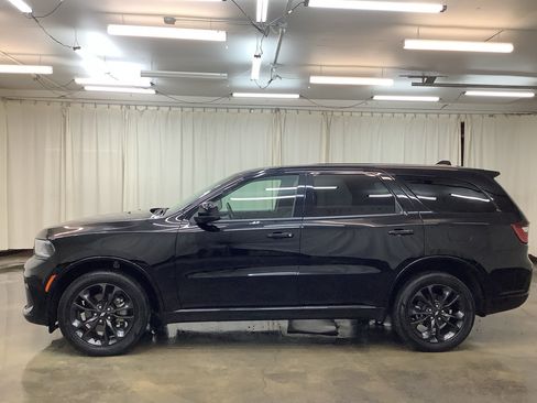 Used 2025 Dodge Durango GT AWD/4WD image 9