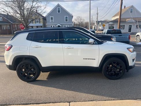 Used 2021 Jeep Compass Limited w/ Sun and Sound Group image 7