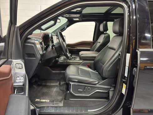 Used 2023 Ford F150 Lariat w/ Equipment Group 502A High image 17