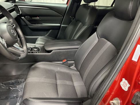Used 2024 MAZDA CX-50 AWD 2.5 S w/ Premium Package image 21