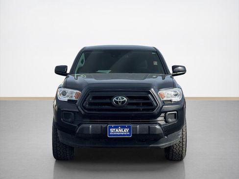 Used 2021 Toyota Tacoma SR w/ SR Convenience Package image 2