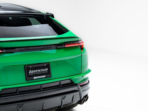 Used 2023 Lamborghini Urus Performante AWD/4WD image 32