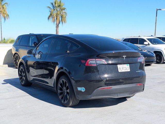 Used 2024 Tesla Model Y Long Range AWD/4WD image 7