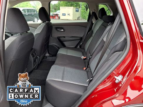 Used 2023 Nissan Rogue SV AWD/4WD image 10