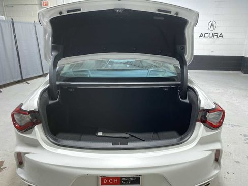Used 2023 Acura TLX FWD image 19