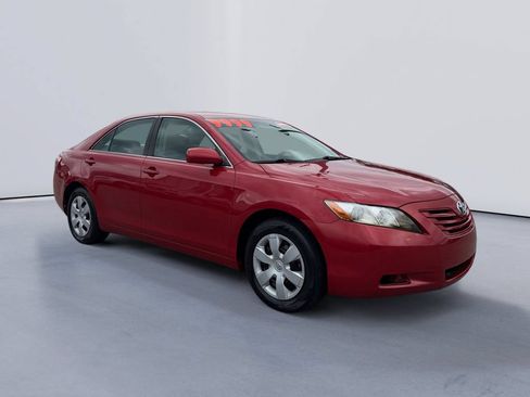 Used 2009 Toyota Camry FWD image 1