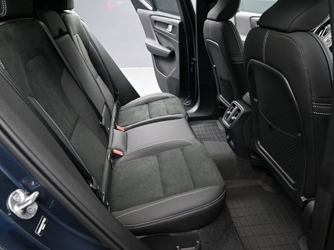 New 2026 Volvo EX40 Ultra image 12